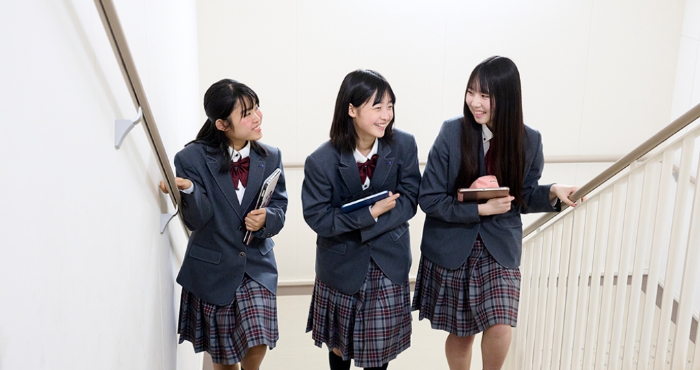 週6日制から週5日制へ